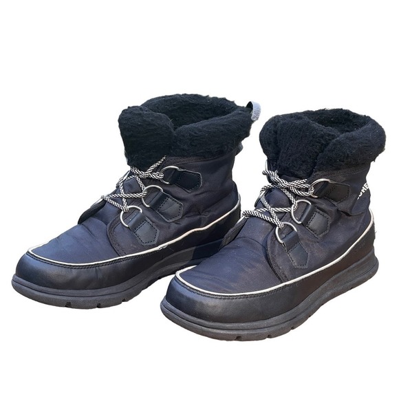 Sorel Women's Explorer Carnival Waterproof Lightweight Ankle Boots -Size 9 - Picture 2 of 16